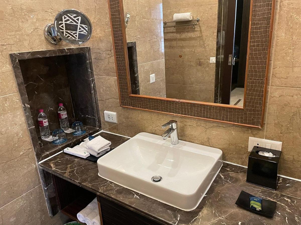 Four Points By Sheraton Srinagar Exteriér fotografie