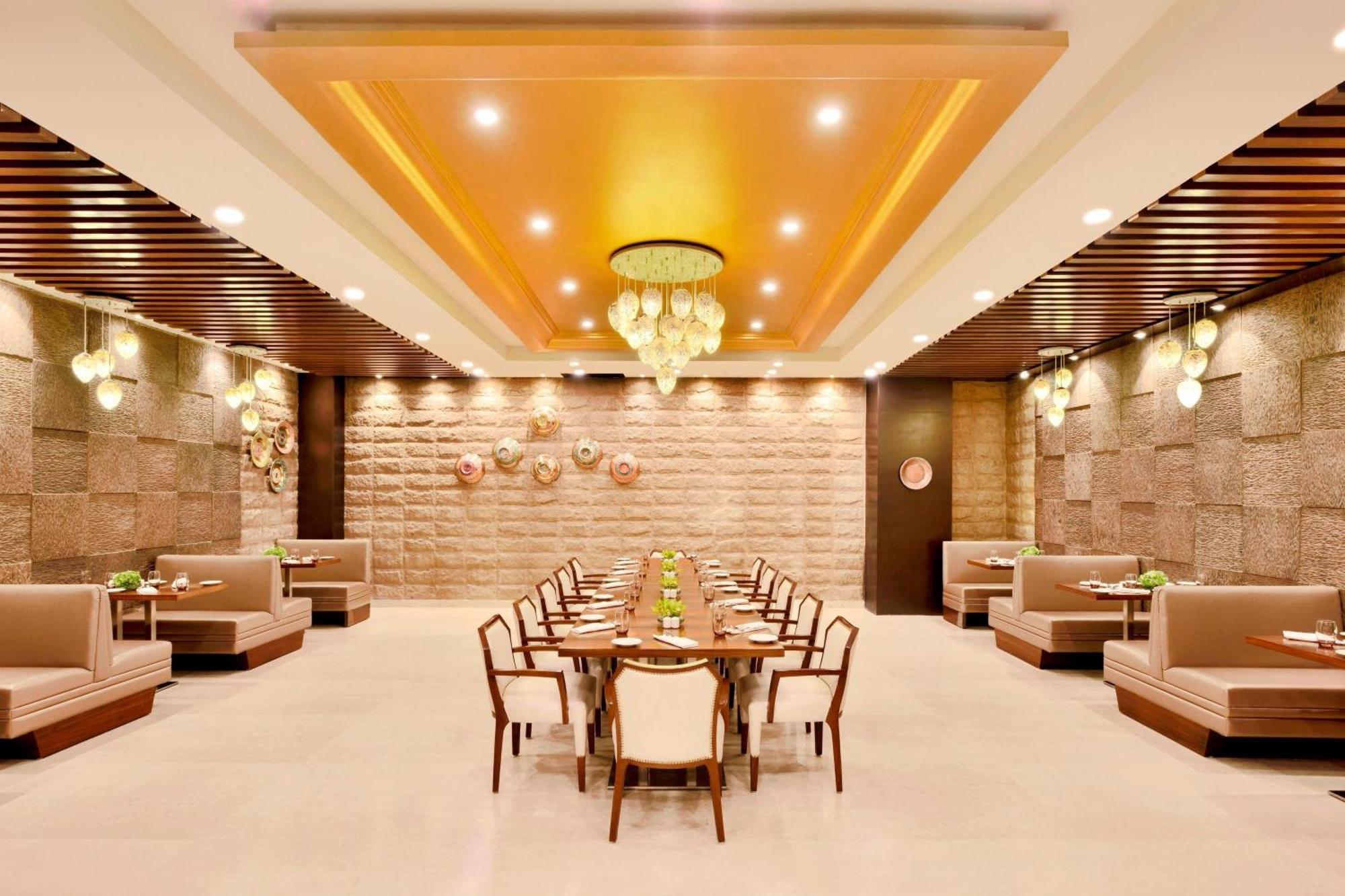 Four Points By Sheraton Srinagar Exteriér fotografie